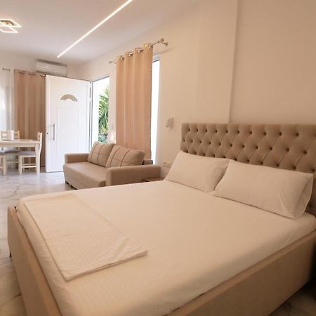 Blue Mare Apartments Sarandë Exterior foto