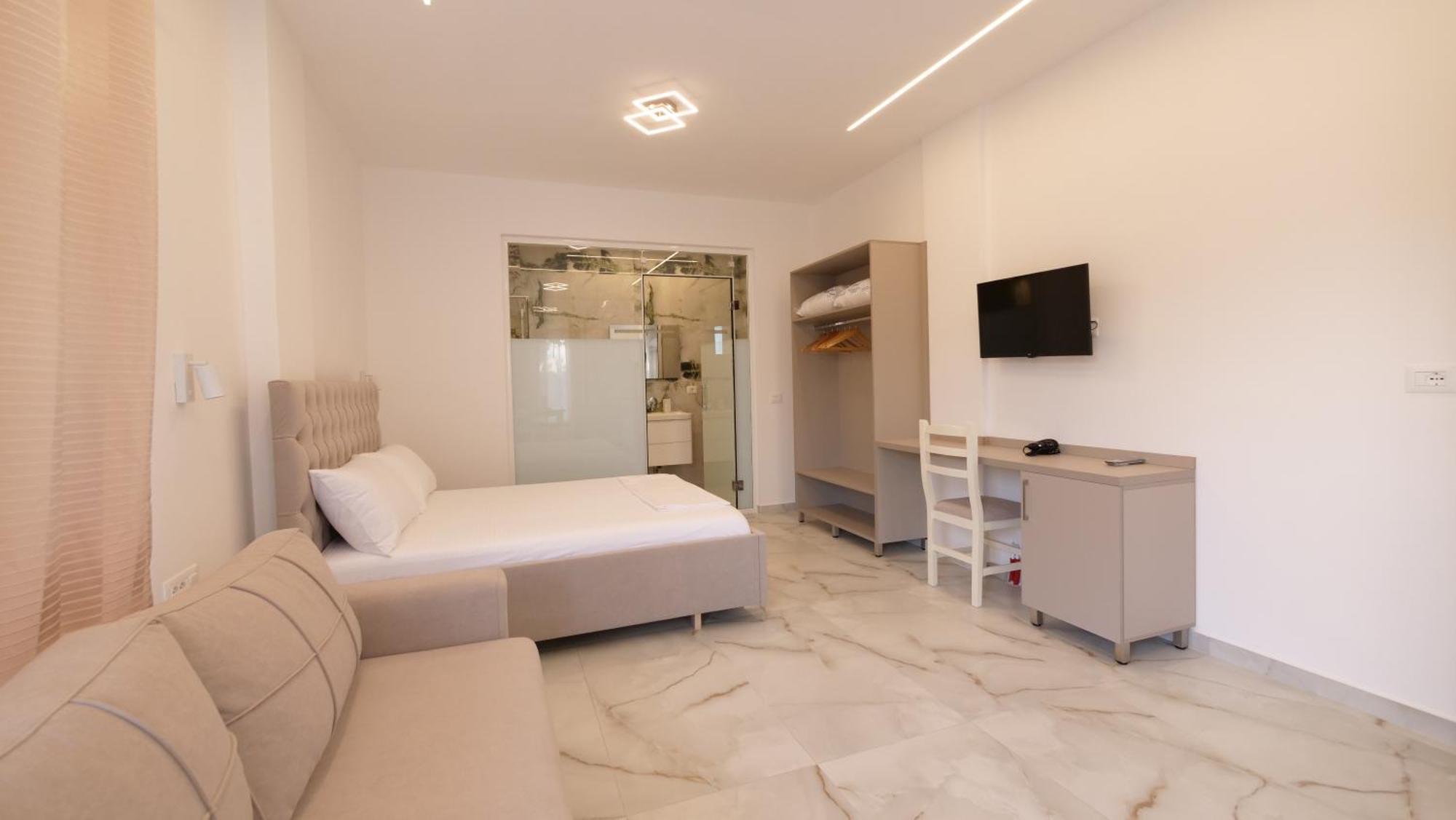 Blue Mare Apartments Sarandë Exterior foto