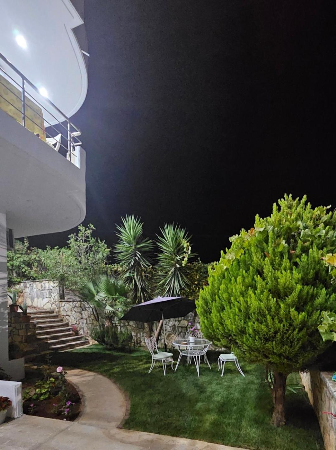 Blue Mare Apartments Sarandë Exterior foto